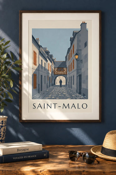 Plakát uličky v historickém centru Saint-Malo : v rámu na zdi