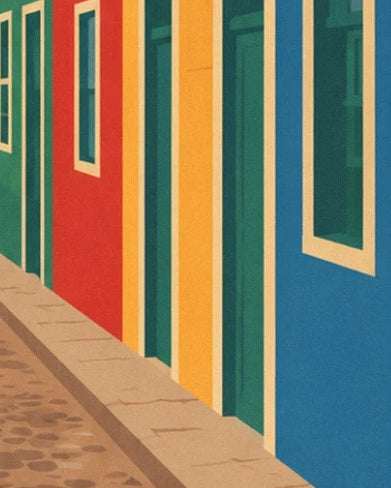 Les façades rouges, jaunes et bleues aux portes vertes, le long du trottoir pavé
