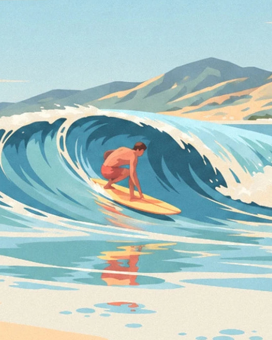 Le surfeur accroupi sur sa planche jaune au creux d’une vague turquoise