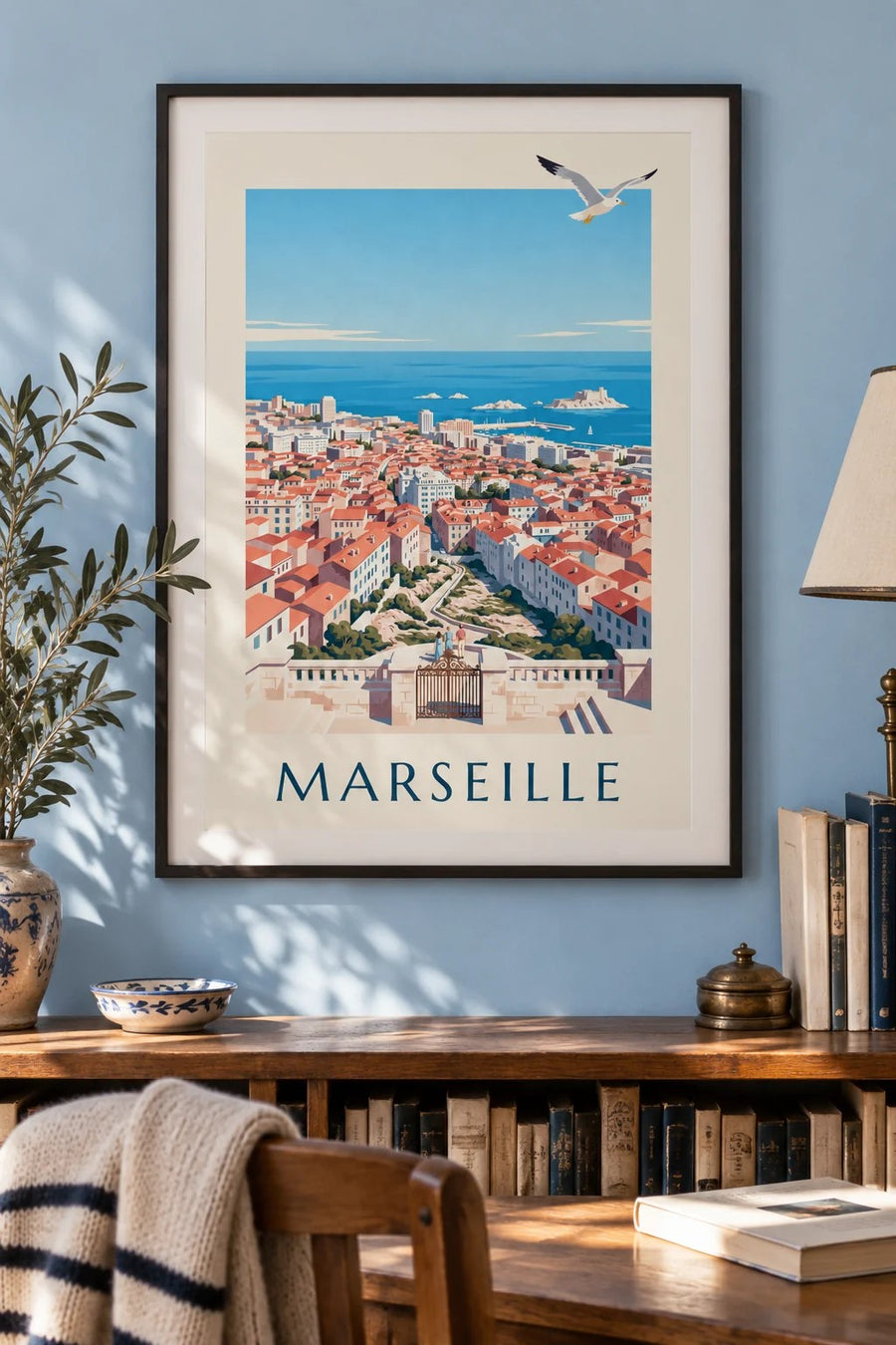 Plakát s výhledem na Marseille z Notre-Dame-de-la-Garde : v rámu na zdi