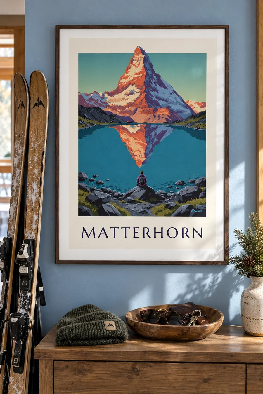 Plakát Matterhorn při západu slunce odrážející se v alpském jezeře: plakát v rámu na zdi