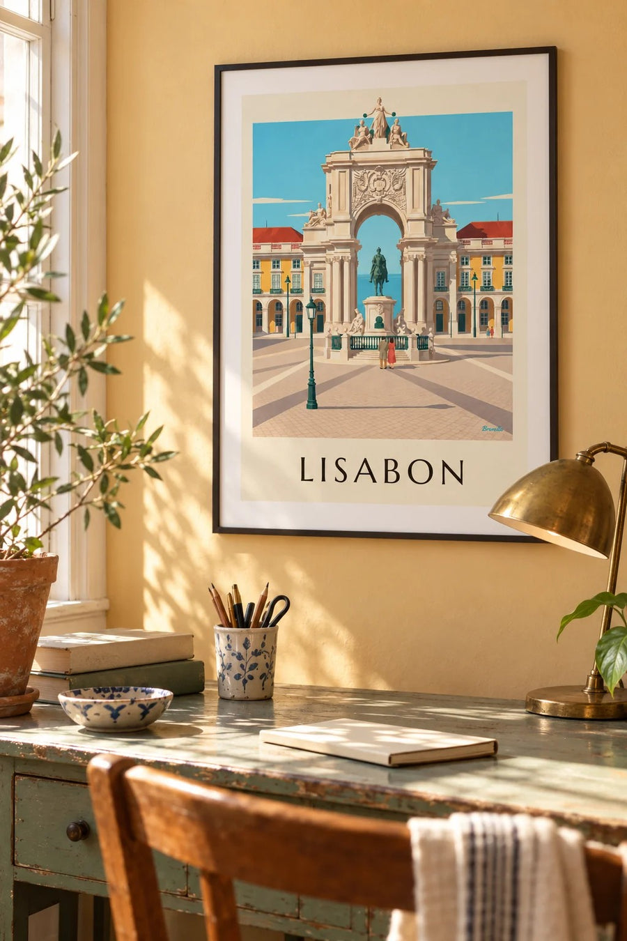 Plakát Praça do Comércio a oblouk Rua Augusta v Lisabonu: zarámovaný na zdi