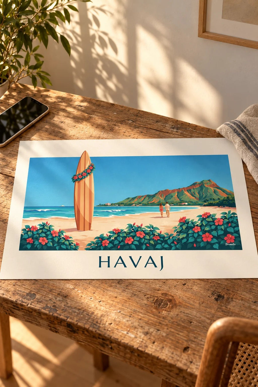 Plakát surfové prkno a ibišek před Diamond Head, Havaj: položený na stole