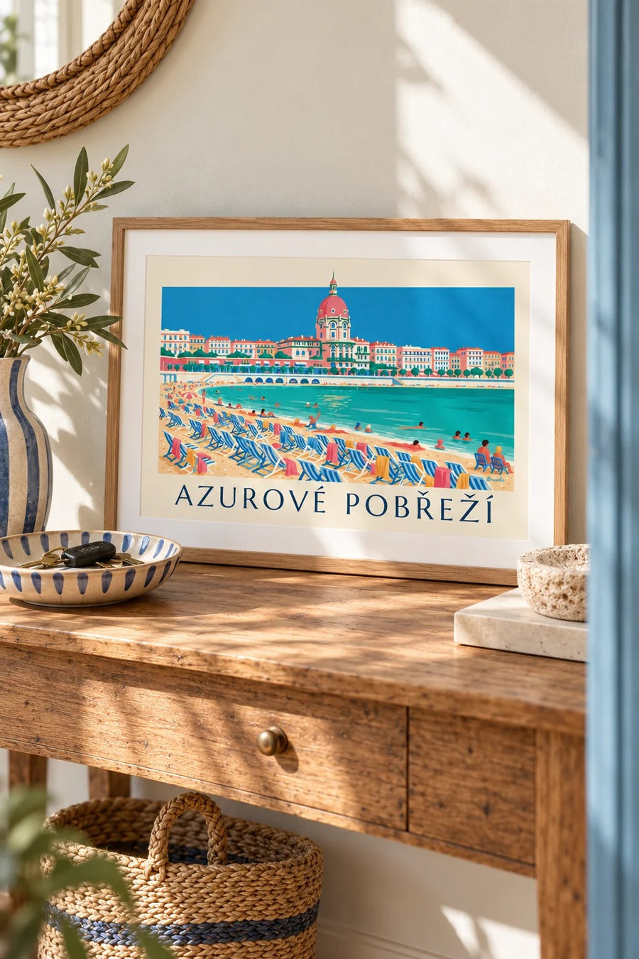 Plakát koupající se a lehátka pod Promenade des Anglais v Nice: malý formát A4 v rámu