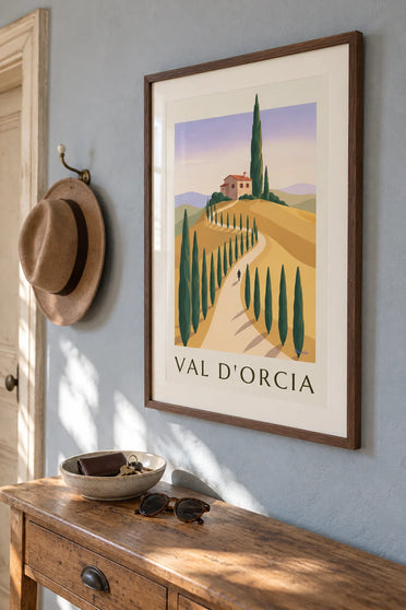 Plakát zlatých kopců údolí Val d’Orcia v Toskánsku: plakát v rámu na zdi