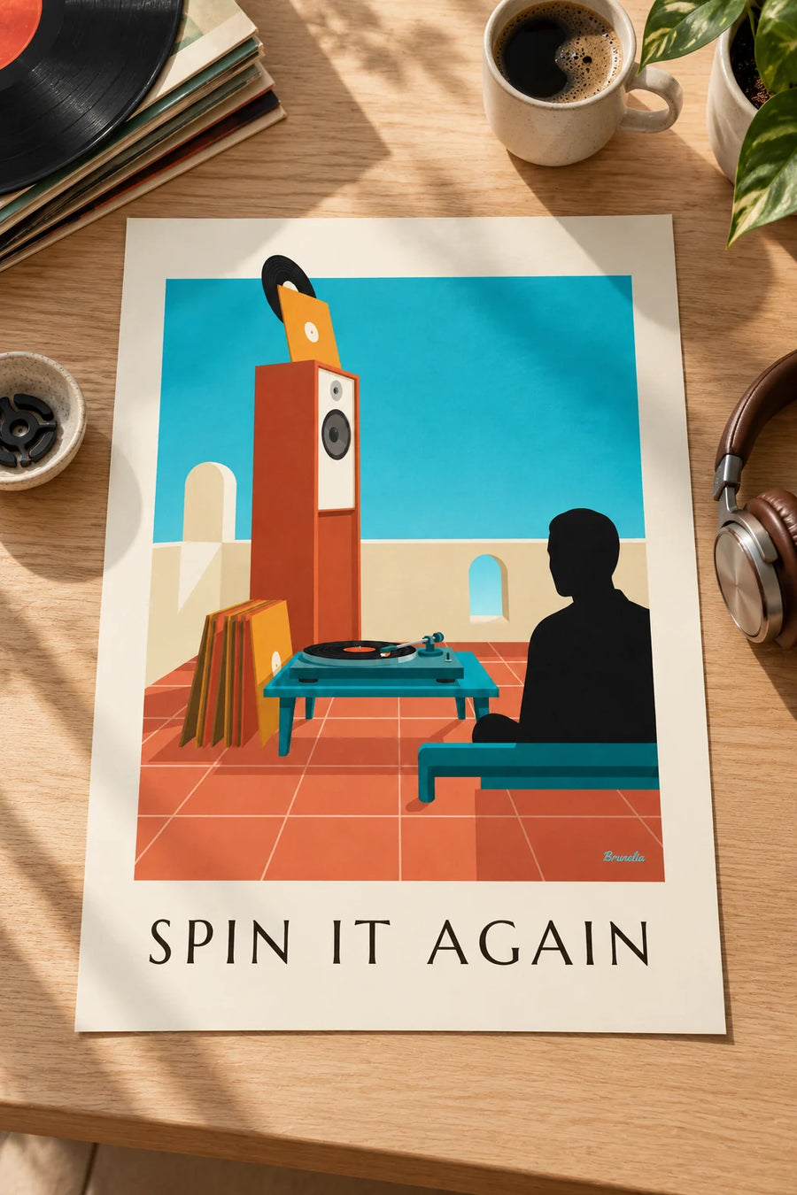 Affiche tourne-disque et vinyle en rotation : posée sur une table