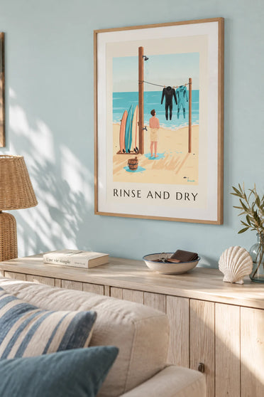 Affiche douche de plage et combinaisons de surf qui sèchent : encadrée au mur